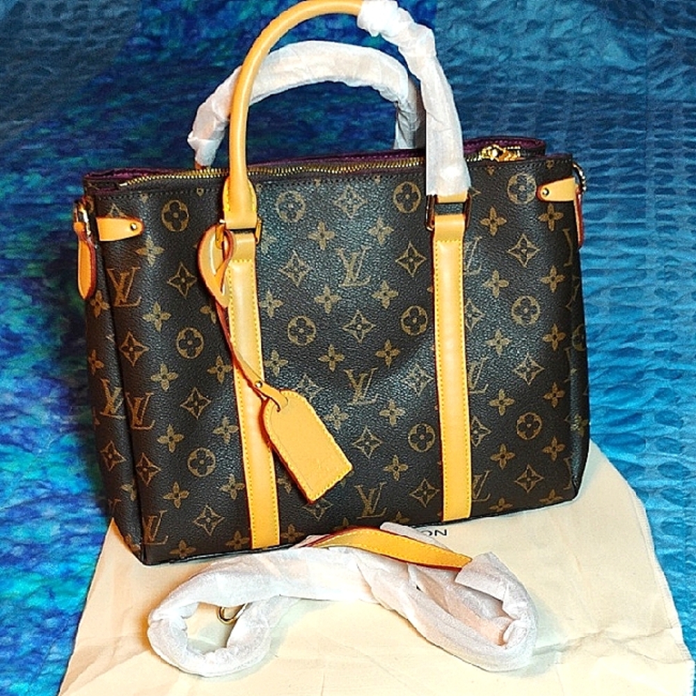 Brown Monogram Fashion Bag, W Shoulder Strap & Dust Bag NWOT, Gorgeous!